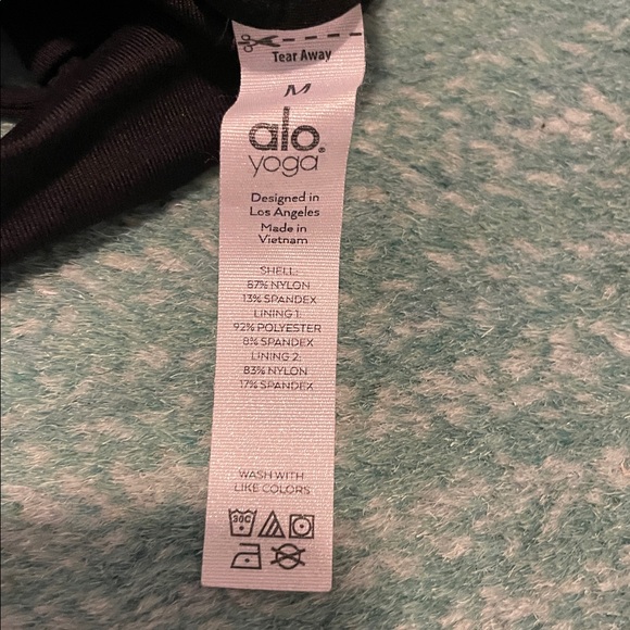 ALO Yoga strappy back cropped Black Top - Picture 8 of 10